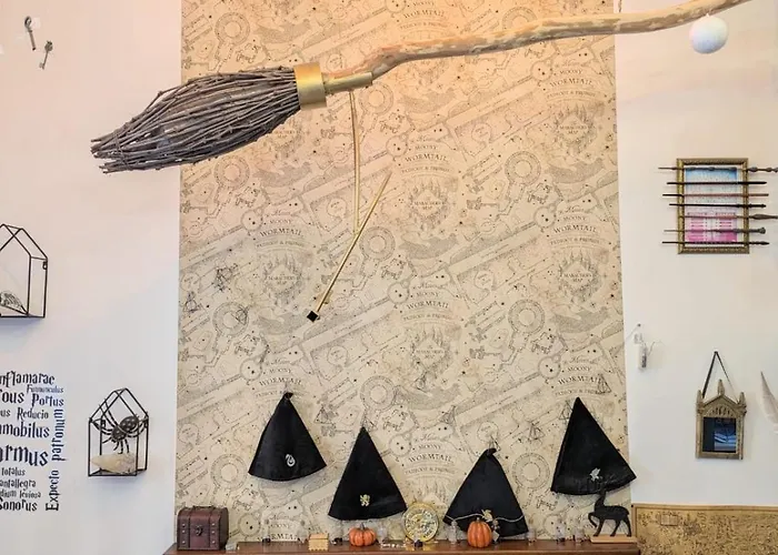 Magique Des Sorciers , Centre Historique *